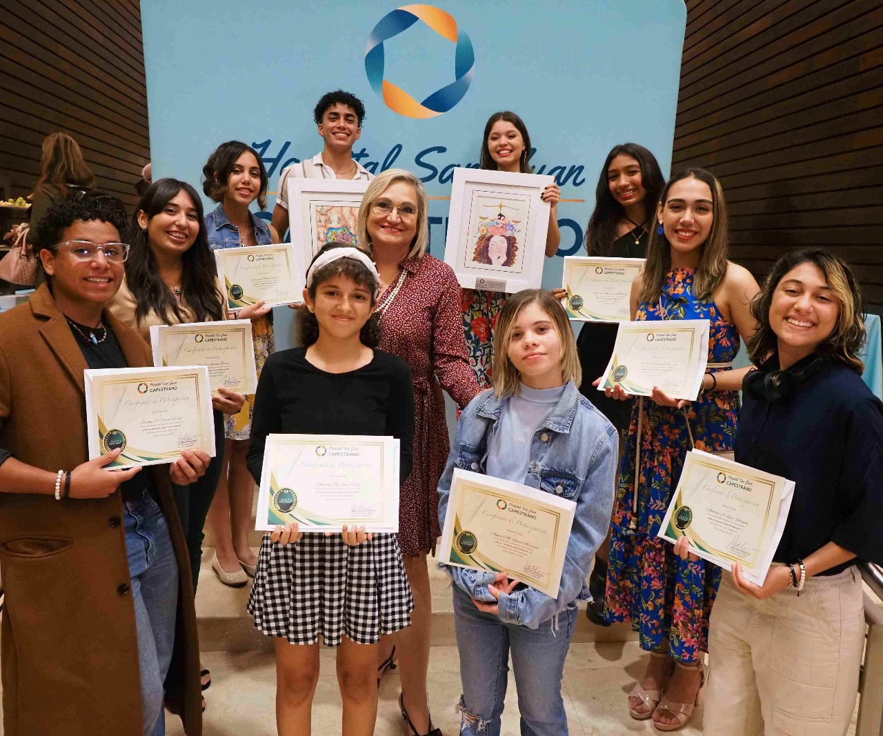 Hospital San Juan Capestrano realiza premiación de su concurso de arte enfocado en la salud mental para jóvenes