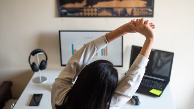 La ergonomía en el lugar de trabajo es un componente crucial para garantizar la salud y el bienestar de los empleados.