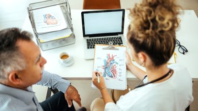 Un manejo integral que aborde tanto la APs como los factores de riesgo cardiovascular es esencial para mejorar la calidad de vida y reducir las complicaciones en estos pacientes.