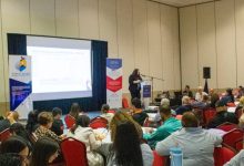 Profesionales exponen en la Convención Anual de Control de Vectores 