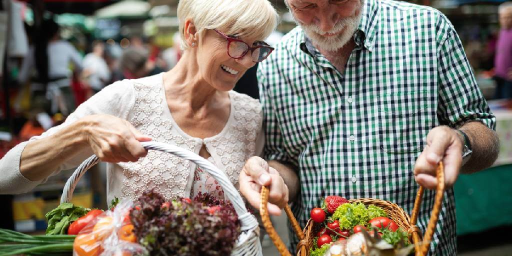 Envejecimiento a través de la nutrición en adultos mayores